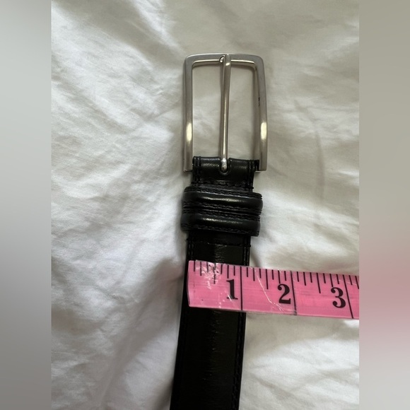 Michael Kors | Men's Italian Leather Belt Black | Size 42 | Silver Buckle - Picture 9 of 9